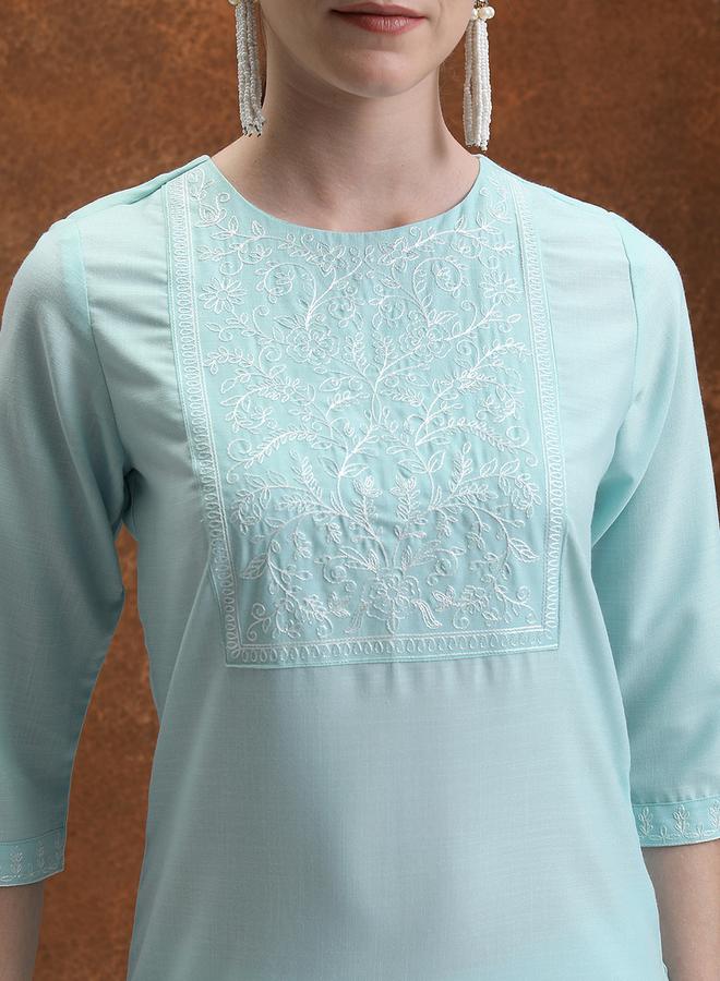 فيشود طقم كورتا مطرز أزرق نسائي - Image 5