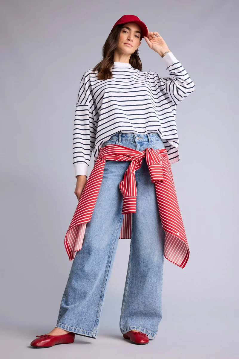 ديفاكتو Oversize Fit Crew Neck Cotton Long Sleeve T-Shirt