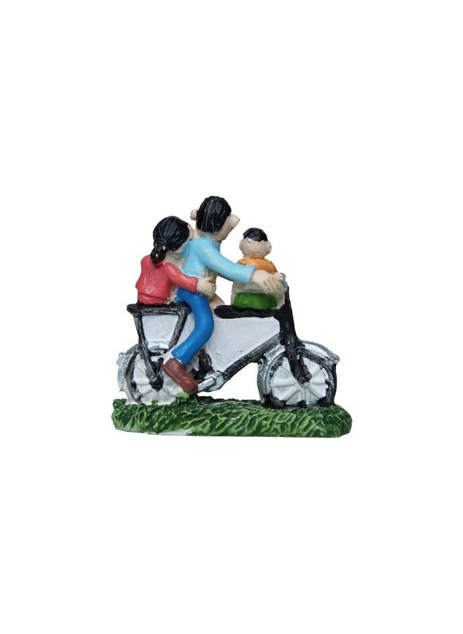 Wonderland - Wonderland Miniature Toys Set of 2 Famliy on Bike - Image 1