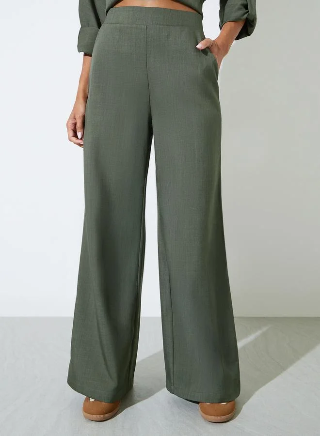 ستايلي Olive Solid Wide Leg Trousers