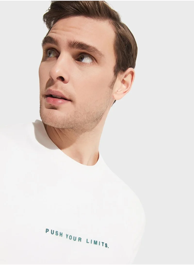 جون Printed Crew Neck T-Shirt