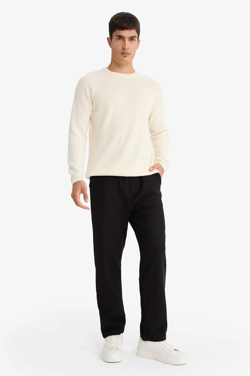 ديفاكتو Regular Fit Tie Waist Sweatpants