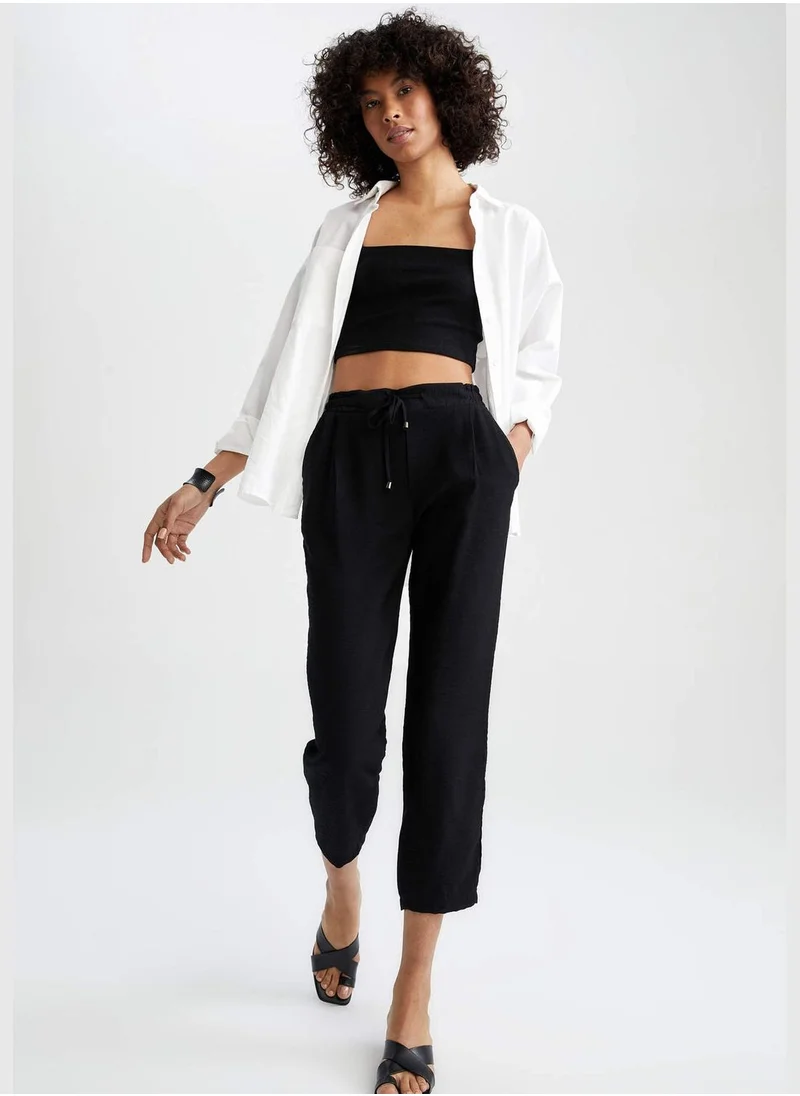 ديفاكتو Woman Jogger Fit Woven Trousers
