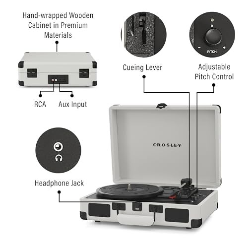 Crosley كروسلي CR8005DP-WF كروزر بلس فينيل ريكورد بلاير بتقنية بلوتوث 3 سرعات في حقيبة، أبيض مزرعة - Image 3