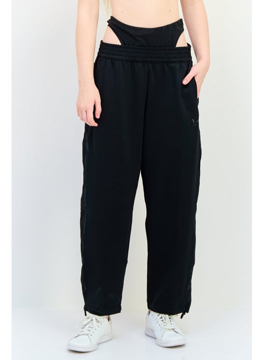 Women Loose Fit 7/8th Outdoor Sweatpants, Black