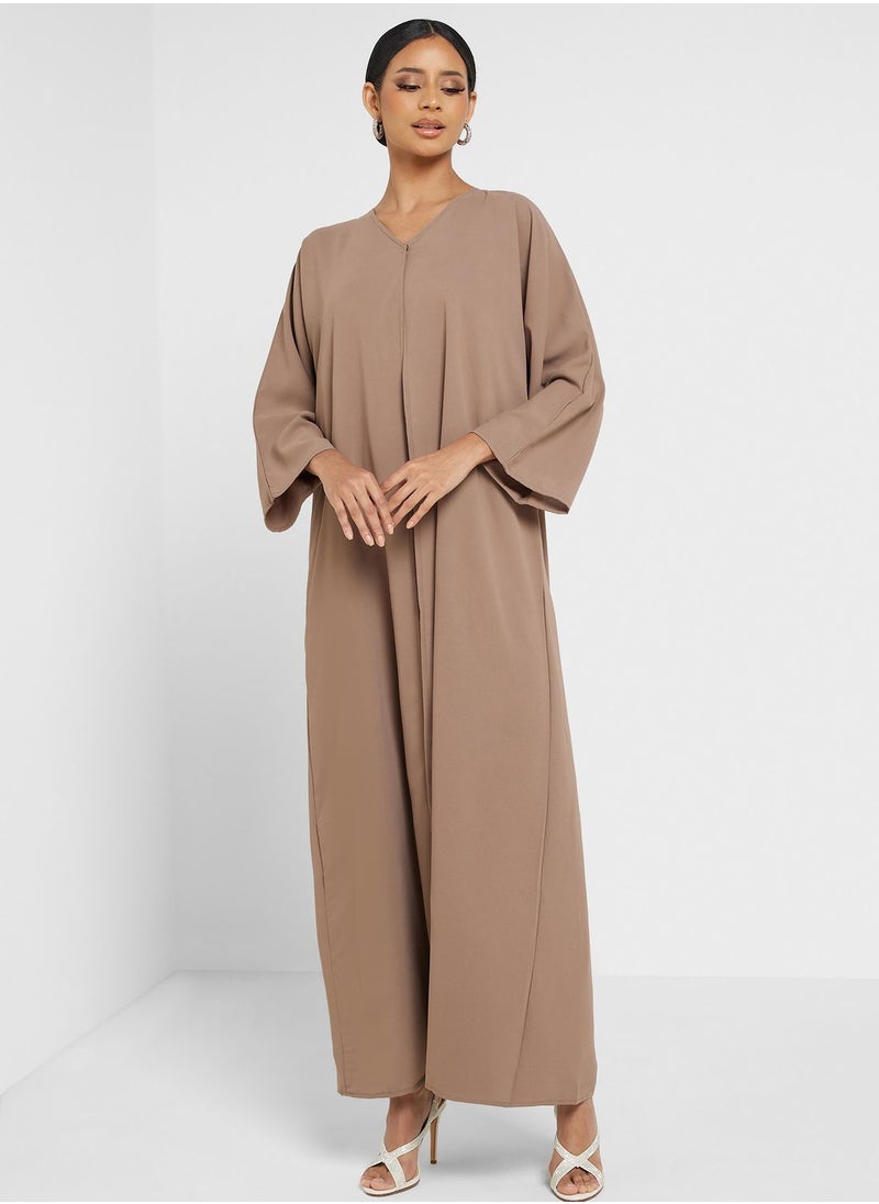 Khizana - Closed Abaya - Image 1
