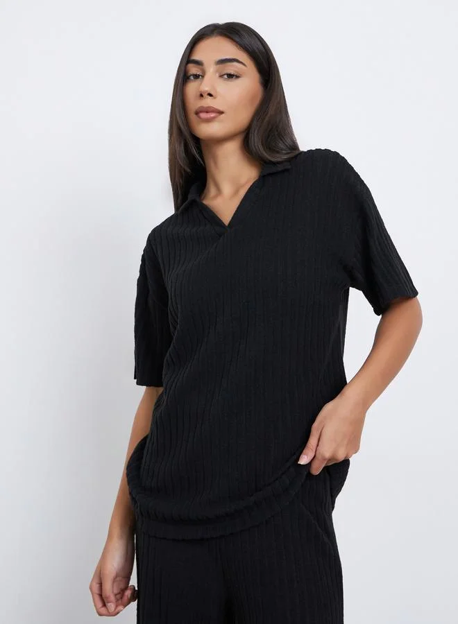 Styli Styli Black Ribbed Collared Oversized Top