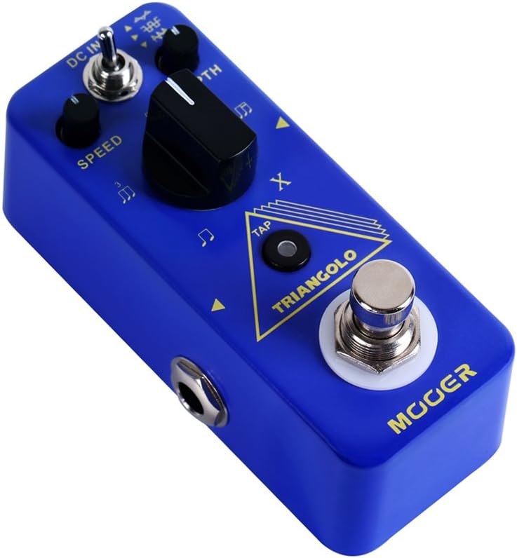MOOER TRIANGOLO Micro Tremolo Guitar Effects Pedal with 3 Wave Forms - Image 3