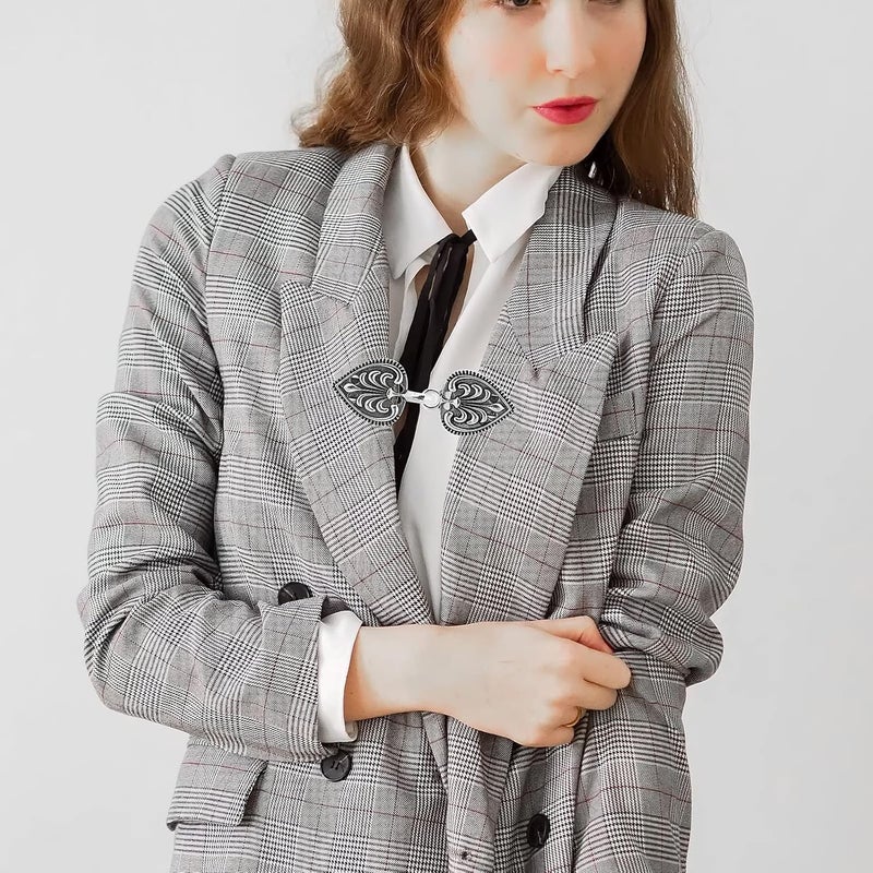 klarako 4 Pieces Vintage Sweater Swirl Clip Cape Cloak Clips Retro Cardigan Clip Gold Silver Collar Clips Flower Dress Shirt Brooch Clip for Women Girls Favors - Image 4