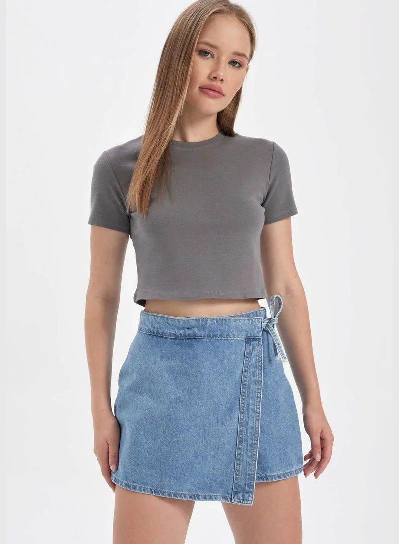 DeFacto Short Sleeve Fitted Crew Neck T-Shirt