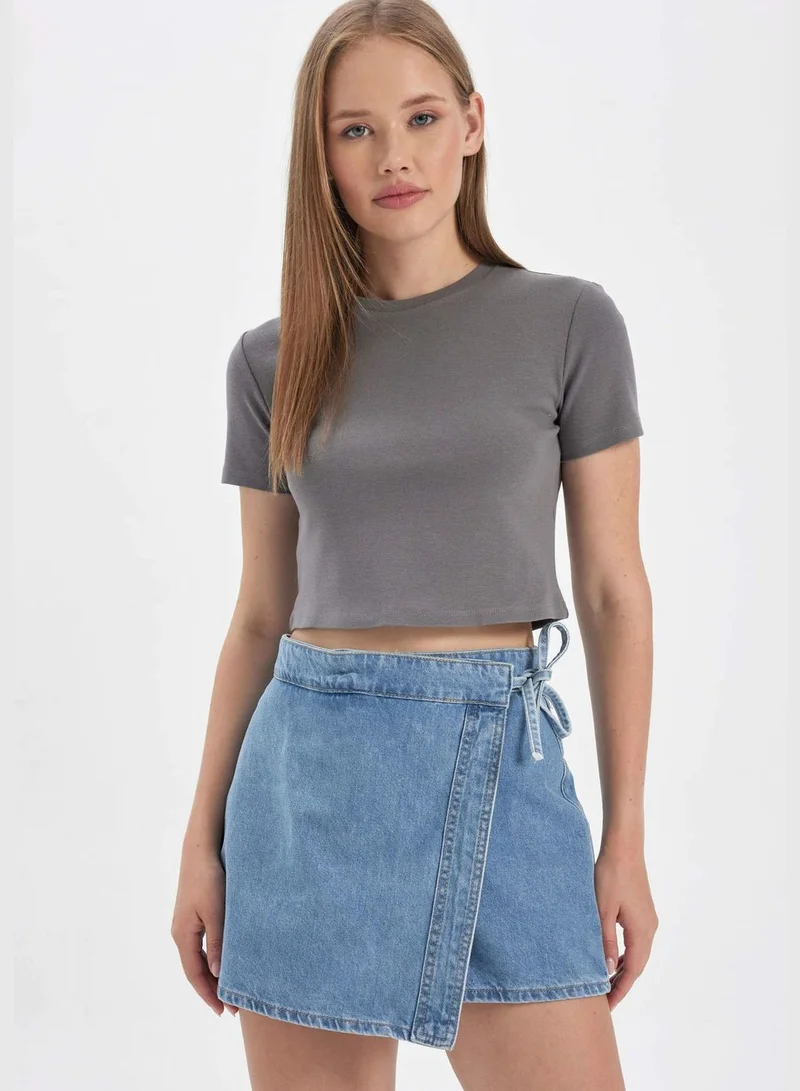 DeFacto Short Sleeve Fitted Crew Neck T-Shirt