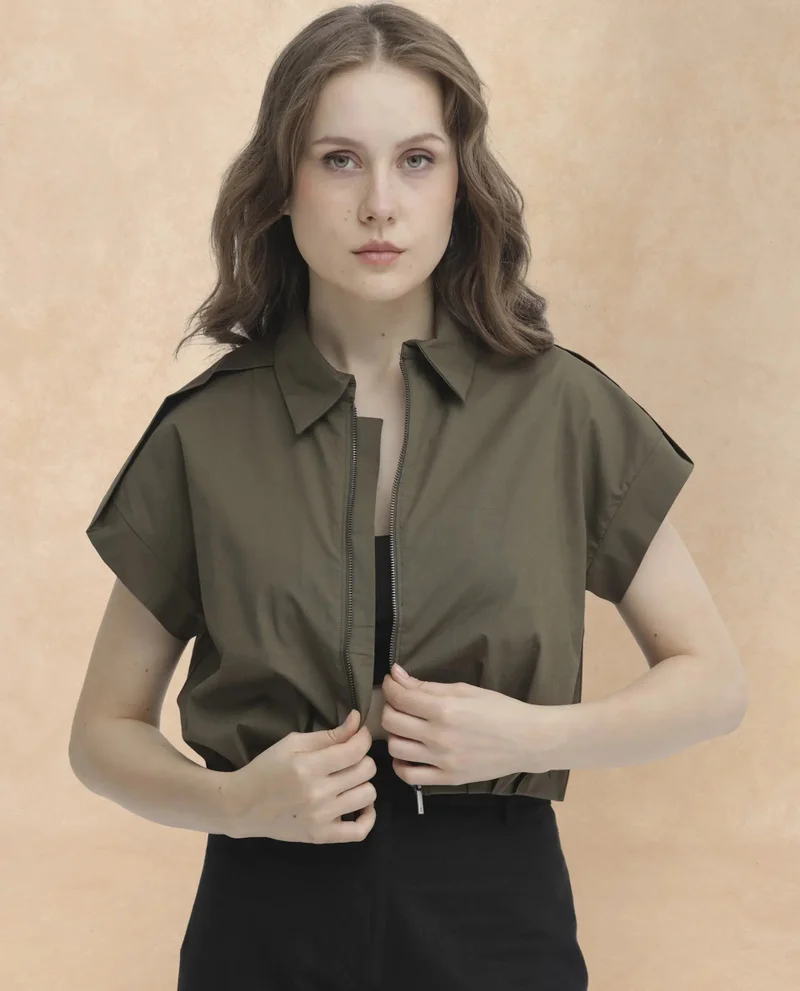 Rareism Women's Boxy Sleeveless Top With Zipper Detail