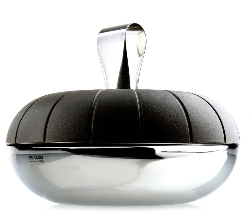 Eva Solo EVA SOLO | Ice Cube Cooler with Tongs | Metal Ice Cube Tray | Danish Design, Functionality & Quality | Black  - Image 1