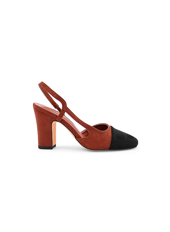 أيقون Classic women's heel shoes with refined silhouette.