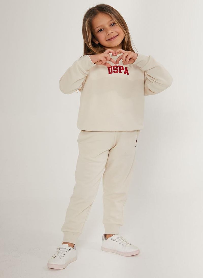 يو اس بولو اسن طقم رياضي بيج للبنات من يو إس بولو أسن - Image 2