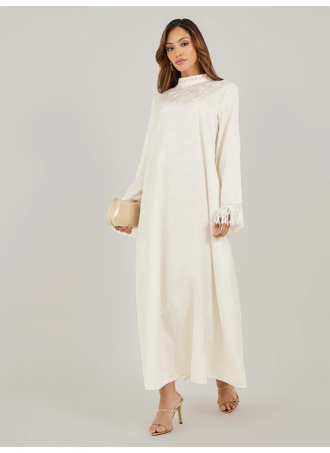 أميرة Amirah Jacquard Stand Collared Jalabiya with Tassel Trim