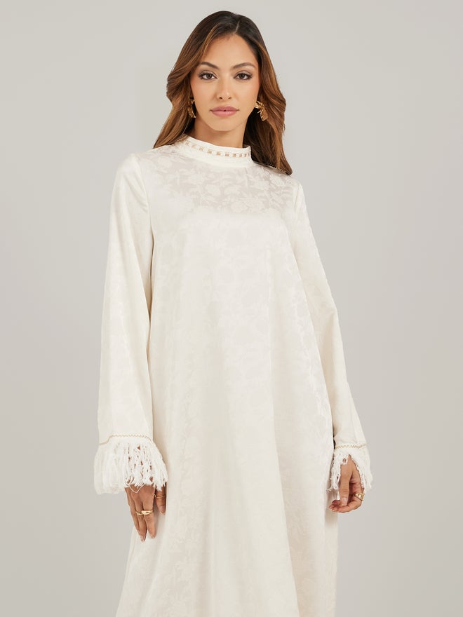 Styli Amirah Jacquard Stand Collared Jalabiya with Tassel Trim  - Image 3