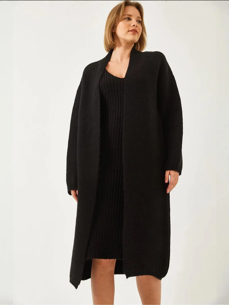 بيانكو لوتشي طقم قطعتين فستان كارديجان بياقة على شكل حرف  من لوكسي محبوك بنقوش