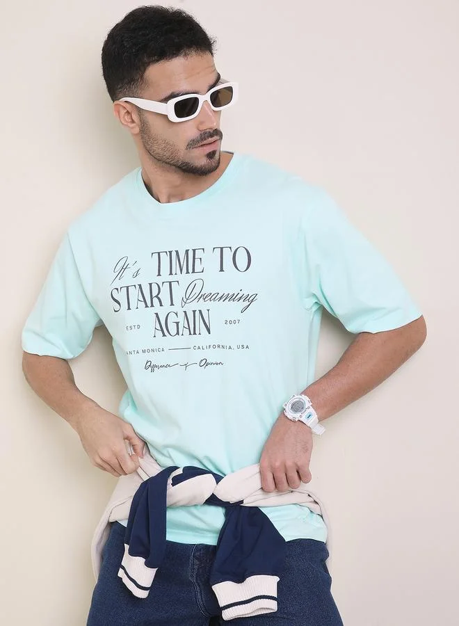 ديفيرينس أوف أوبينيون تيشيرت بطبعة شعار وقصة واسعة للرجال