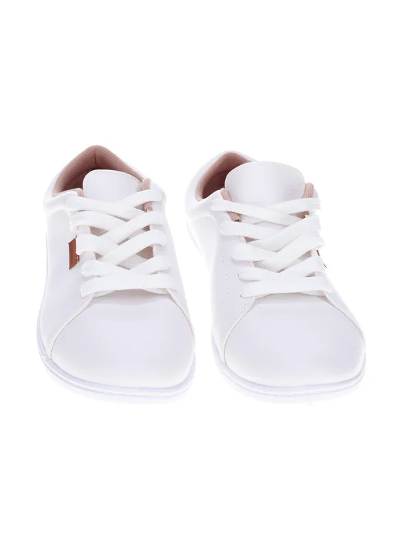 موليكا Moleca Ladies Closed/Flat Shoes White | Made In Brazil