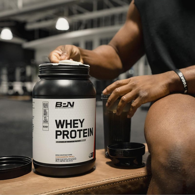 Bare Performance Nutrition بروتين مصل اللبن من باري بيرفورمانس نيوترشن BPN - مزيج مسحوق بروتين الكازين بنكهة الشوكولاتة الفادج 25 جرام بروتين لكل حصة يدعم استعادة العضلات النحيفة 27 حصة مختبرة من طرف ثالث - Image 5