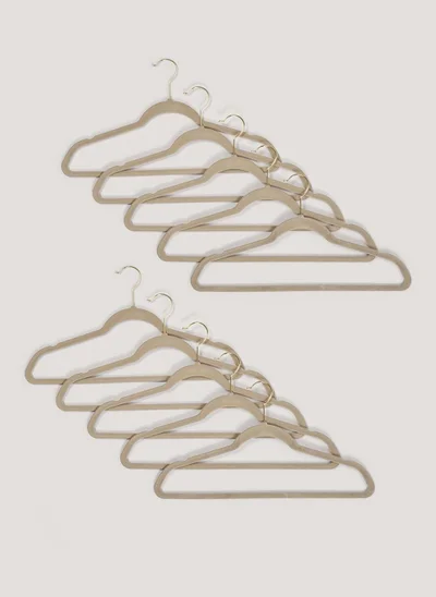 Matalan 10 Pack Beige Velour Hangers (45cm x 24cm)