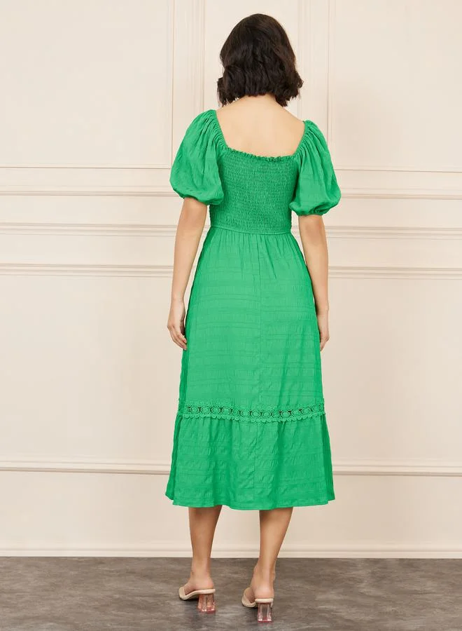 ستايلي Smocked Bodice Midi Dress