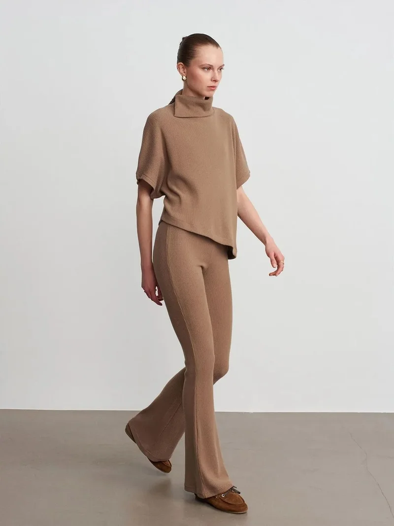 ديلفين Dilvin High-Waist Flare Knit Pants