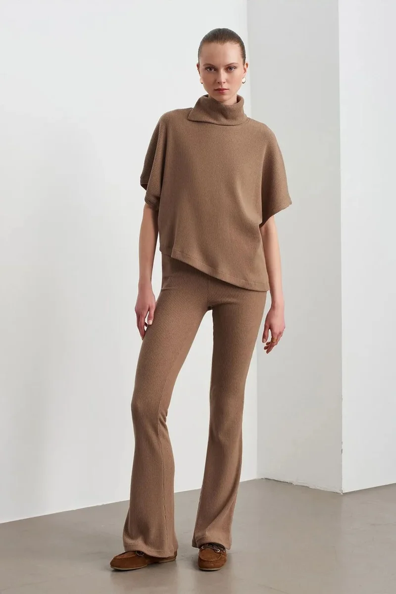 Dilvin Camel Brown DILVIN High-Waist Flare Knit Pants for Women | Best Price UAE