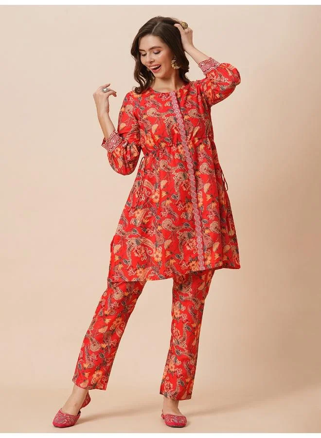 Globus Women Round Neck Floral Print Drawstring Detail Tunic & Mid-Rise Pants Festive Co-Ord Set