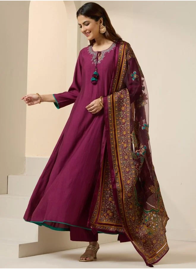 ISHIN Three-Fourth Sleeve Women Purple Poly silk Kurta Set with Embroidered pattern Tunic and Palazzo features a Round neckline and Three-Fourth Sleeve secured with Elastic closure and styled in Straight Fit ideal for Festive moments — exude elegance in every glance.