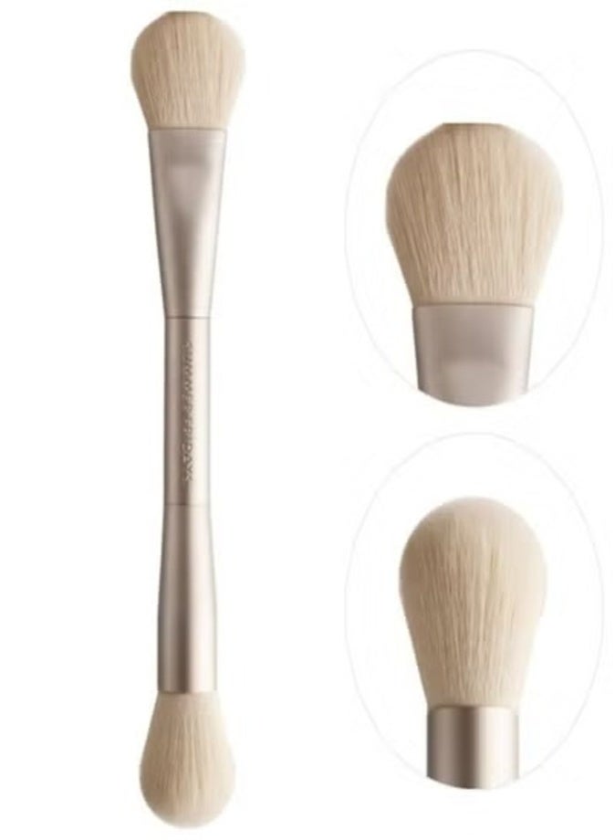 Summer Fridays The Blush Brush – Soft & Precise Makeup Application Tool 1pc - Image 1