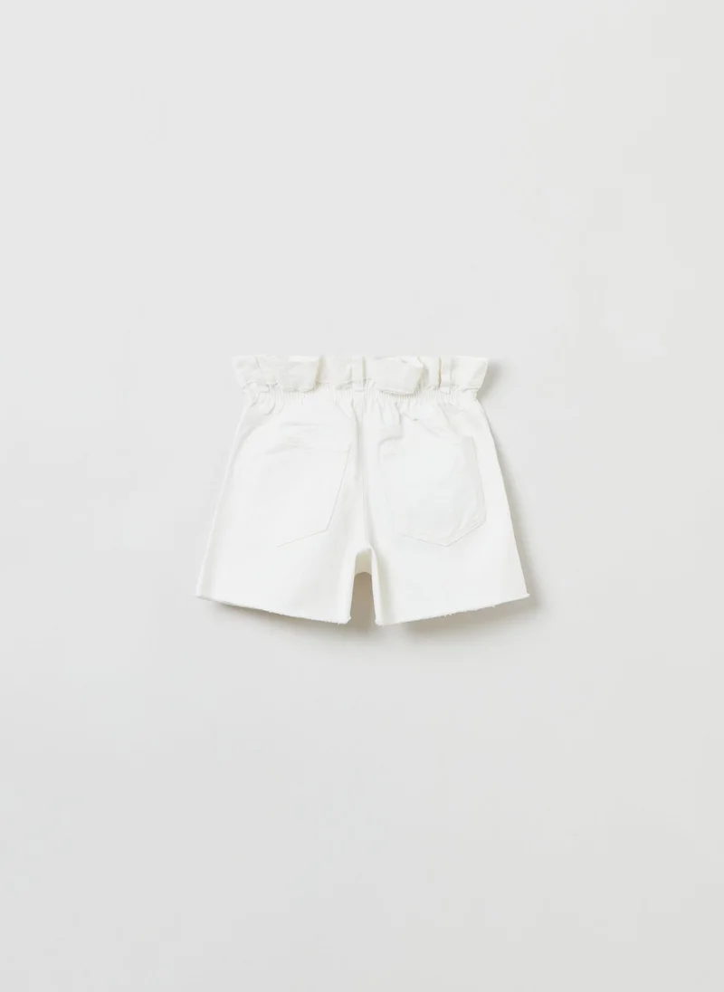 او في اس White
