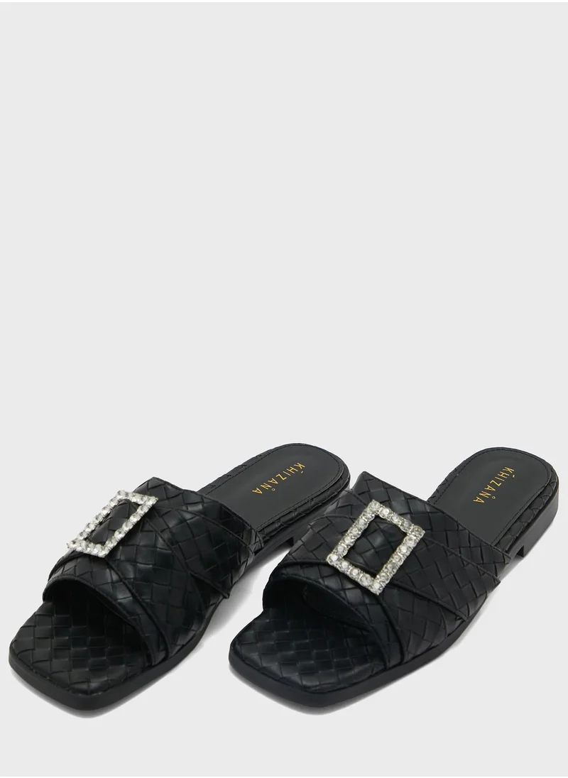 خزانة Woven Square Toe Flat Sandal