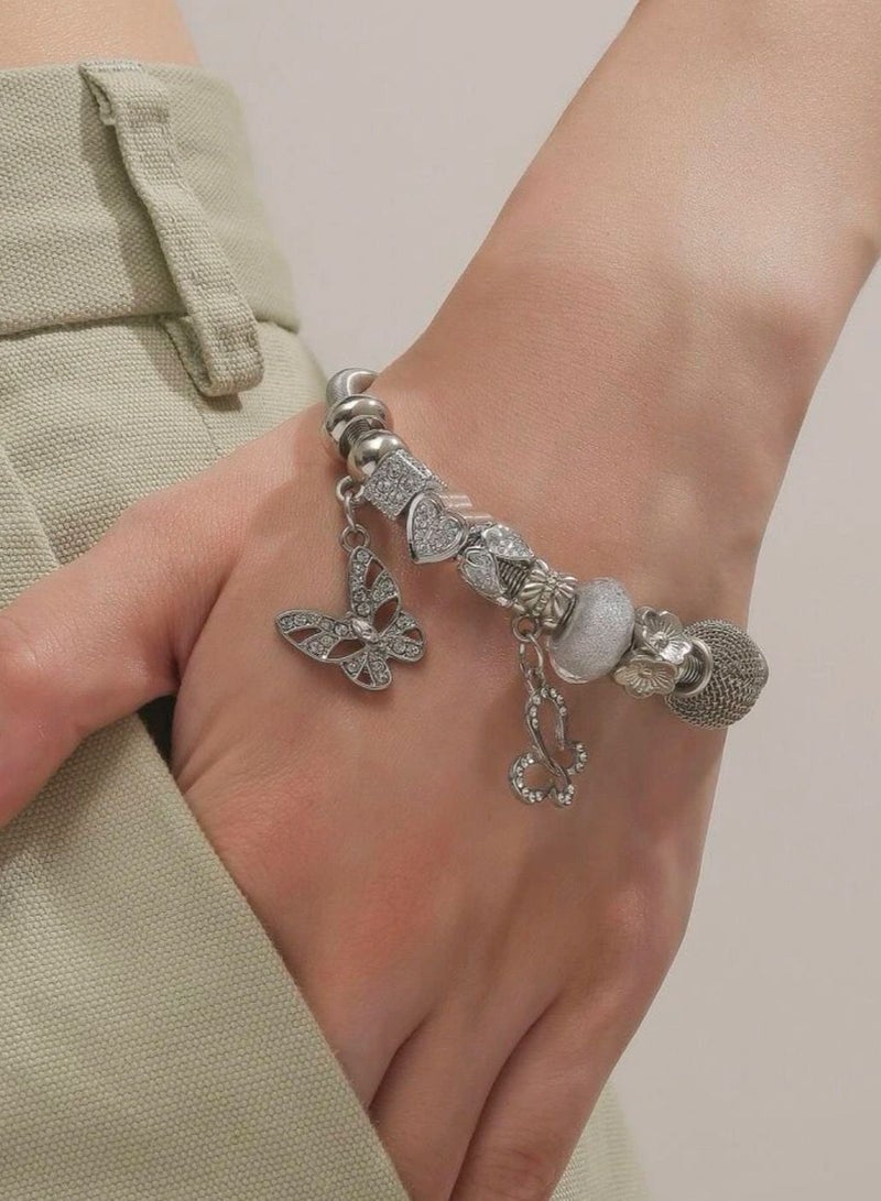 نون-شى اسوارة نسائية مطلية بالفضة بتعليقات متنوعة - Image 1