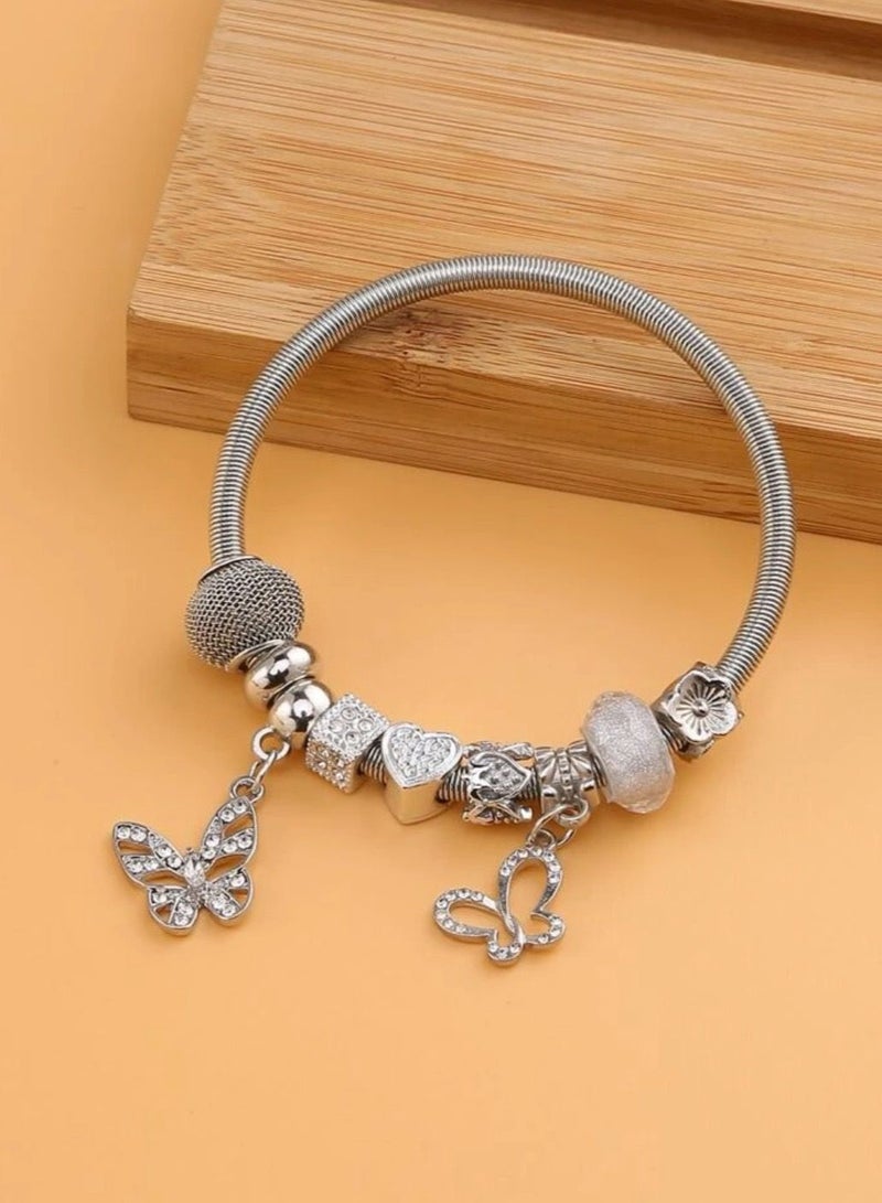 نون-شى اسوارة نسائية مطلية بالفضة بتعليقات متنوعة - Image 2