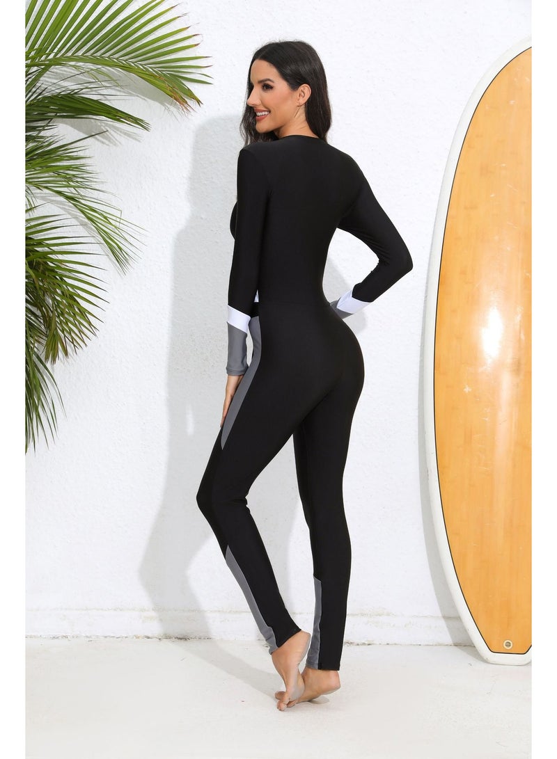 طقم بوركيني نسائي باللون الأسود مع تفاصيل رمادية من قطعة واحدة - Image 4