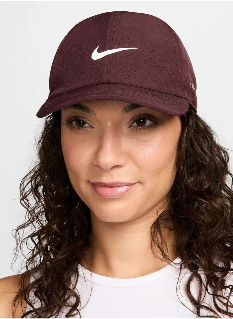 نايكي Dri-Fit Advantage Club Cap