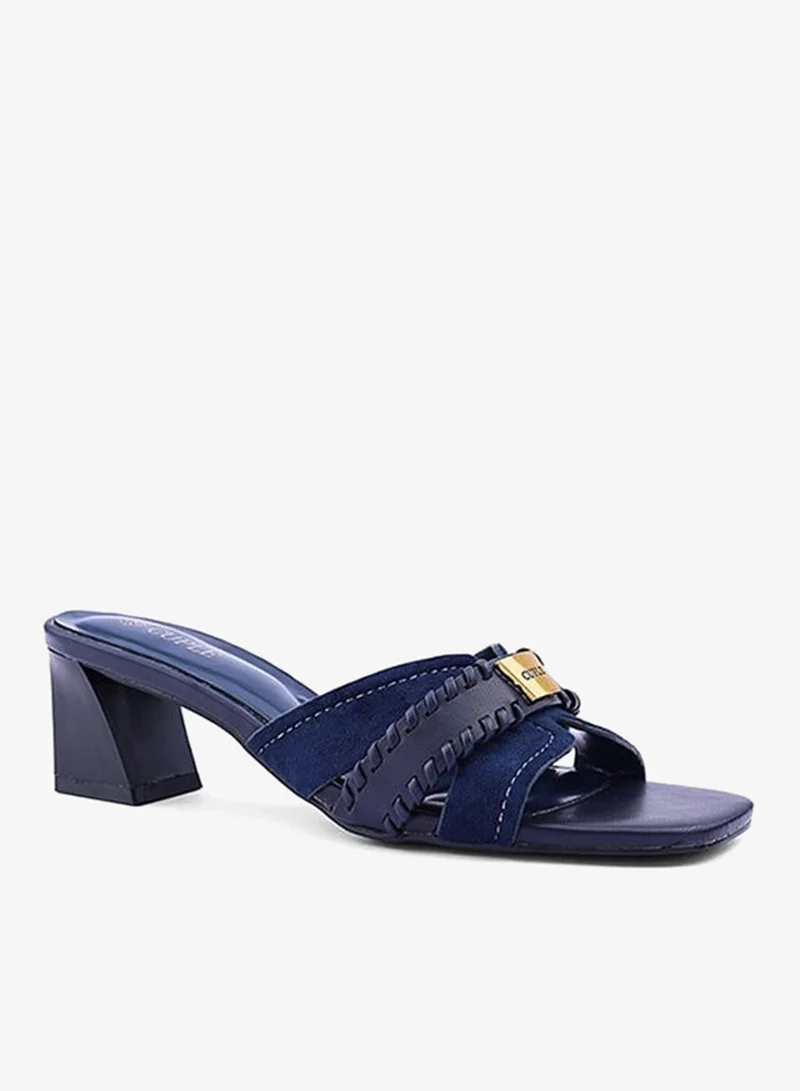 كابلي شبادل بكعب أنيق مصممة لإطلالة عصرية فاخرة.