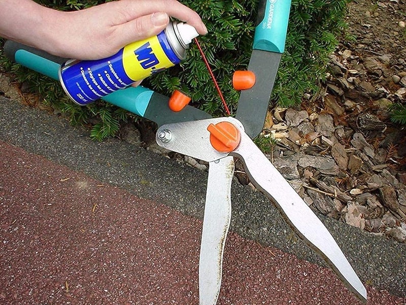 WD-40 Multi-Use Aerosol Spray - 330 ml - Image 4