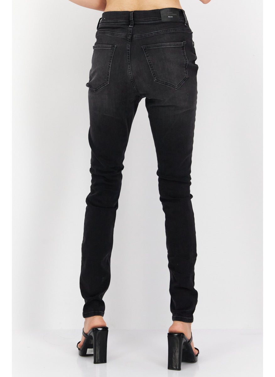 Only Carmakoma Women Skinny Fit Stretchable Washed Denim Jeans, Black  - Image 4