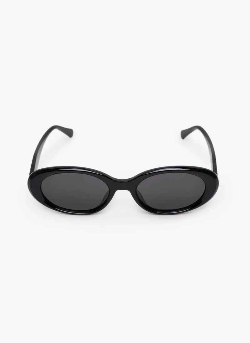 Lichi Oval sunglasses with plastic frames