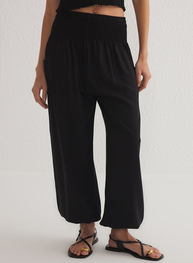 trendyol Black Trousers Elasticated Shalwar Form Woven Trousers - Image 4