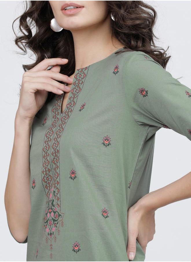 Vishudh Women Green Printed Cotton Kurta and Palazzo Set by Styli  - Image 4