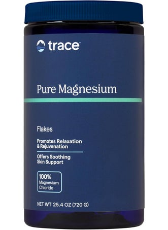Trace Minerals Pure Magnesium Flakes  Relaxing Bath Soak Flakes to Support Rejuvenation  Healthy Sleep  Magnesium Flakes for Soothing Bath  Foot Soak  Supports Healthy Skin  44 oz