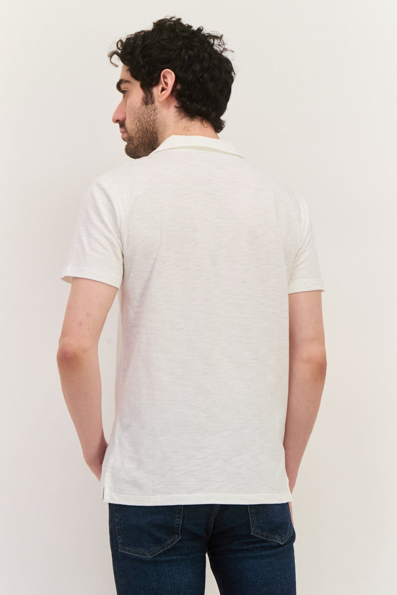 GAP قميص بولو قصير الأكمام للرجال بتصميم عادي، أبيض - Image 4