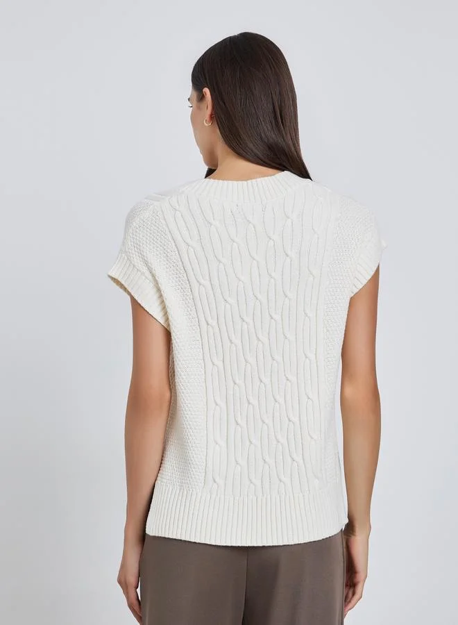 Styli Styli White Cable Knit Sleeveless Sweater