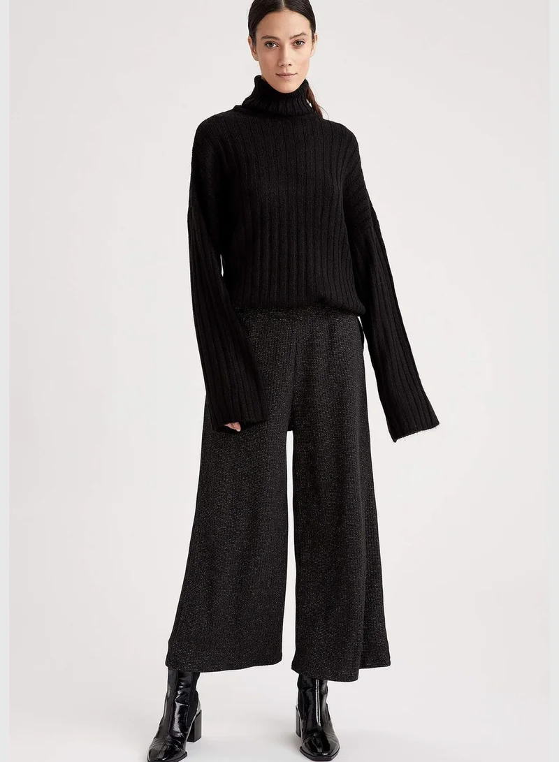 DeFacto Woman Woven Bottom Wide Leg Trousers