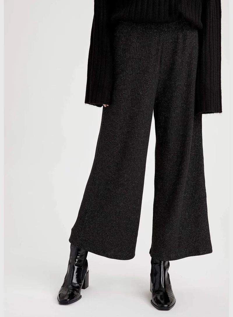 DeFacto Woman Woven Bottom Wide Leg Trousers
