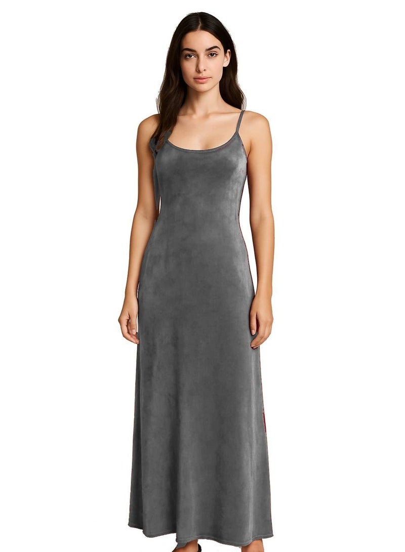 Women's velvet nightgown